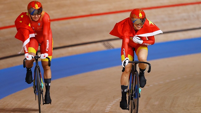 Olympics-Cycling-China Break World Record in Womens Team Sprint