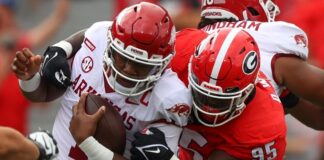 Confused And Bewildered Arkansas Offense Shut Down By Georgia