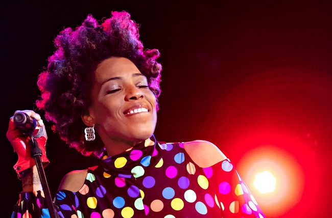 Who is Macy Gray and What is Her Net Worth...