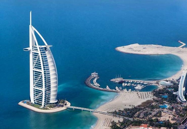 Top 8 Places To Visit In United Arab Emirates