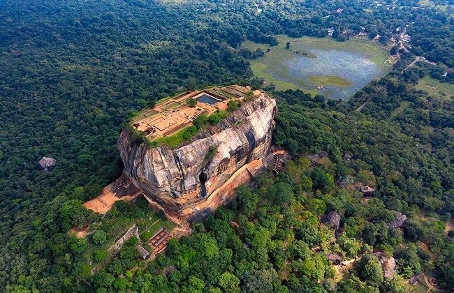 Top 7 Places To Visit In Sri Lanka